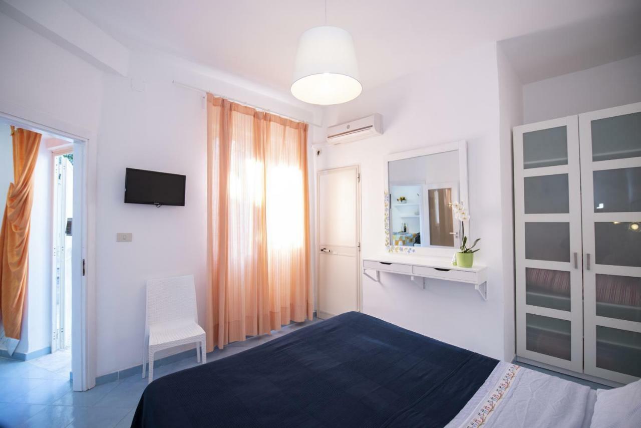 Le Querce Villa Procida Luaran gambar