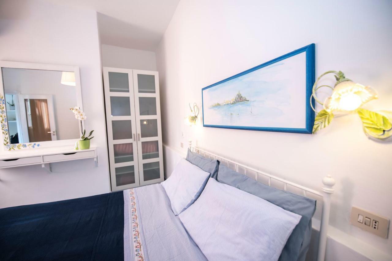 Le Querce Villa Procida Luaran gambar
